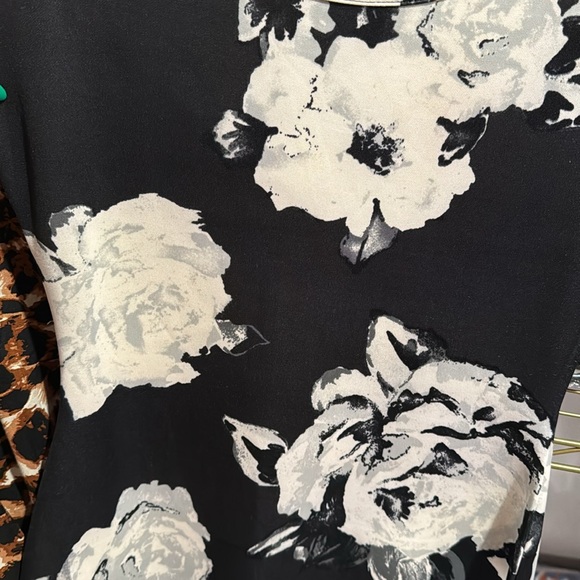 Floral Bodycon Dress - Picture 6 of 6